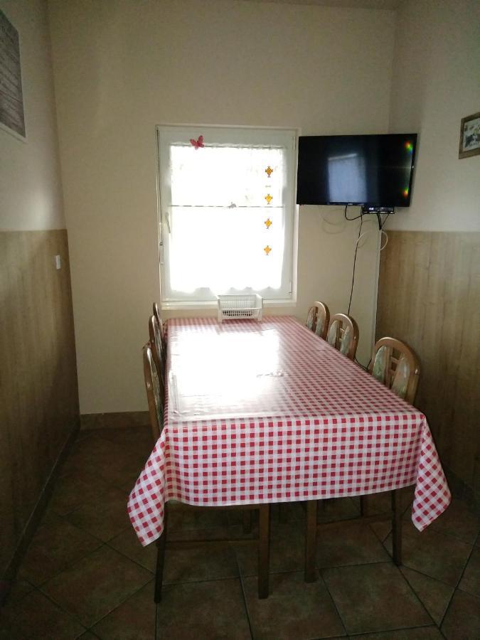 Budai Vám Apartmanház Pécs Esterno foto