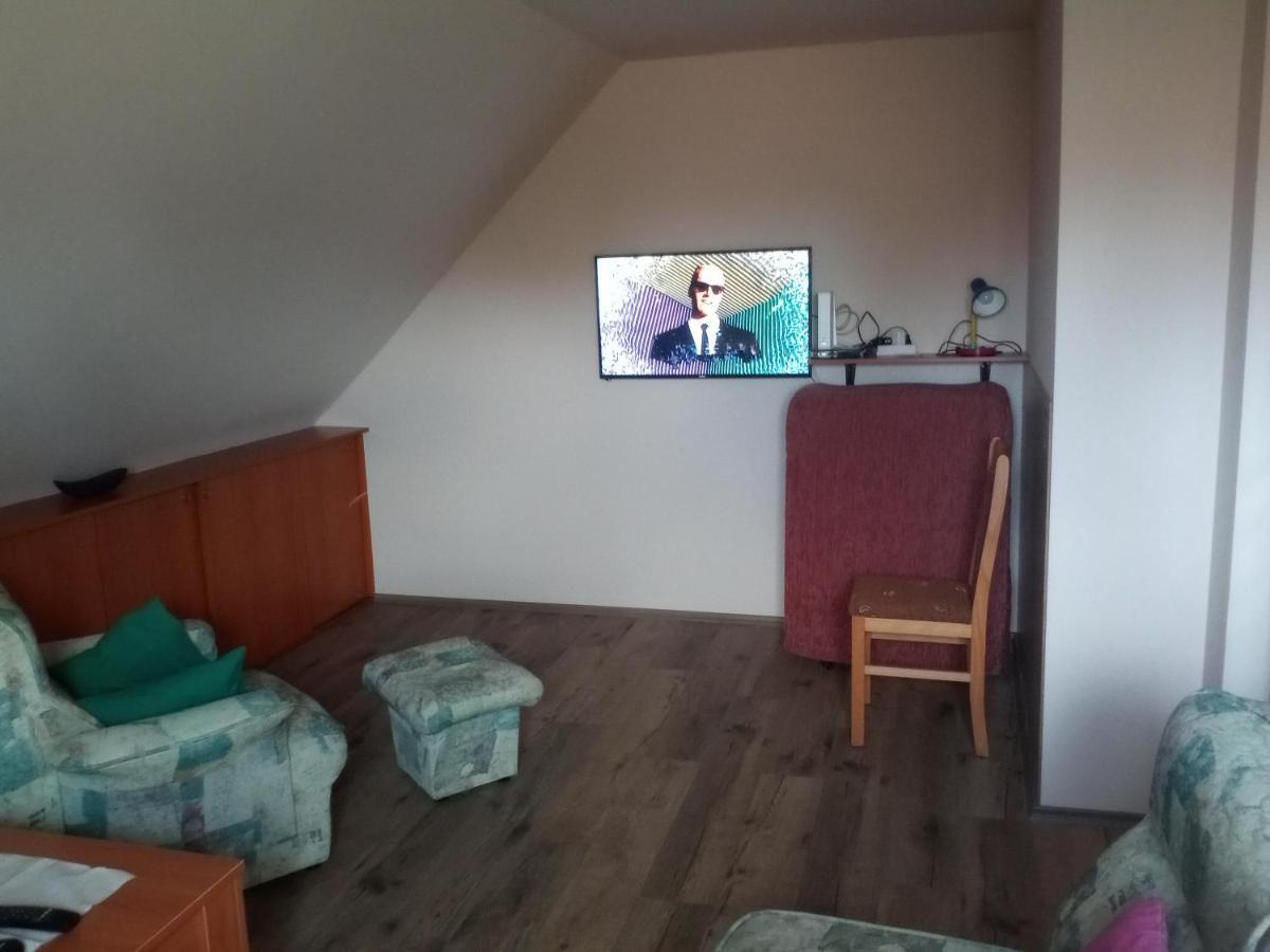 Budai Vám Apartmanház Pécs Esterno foto