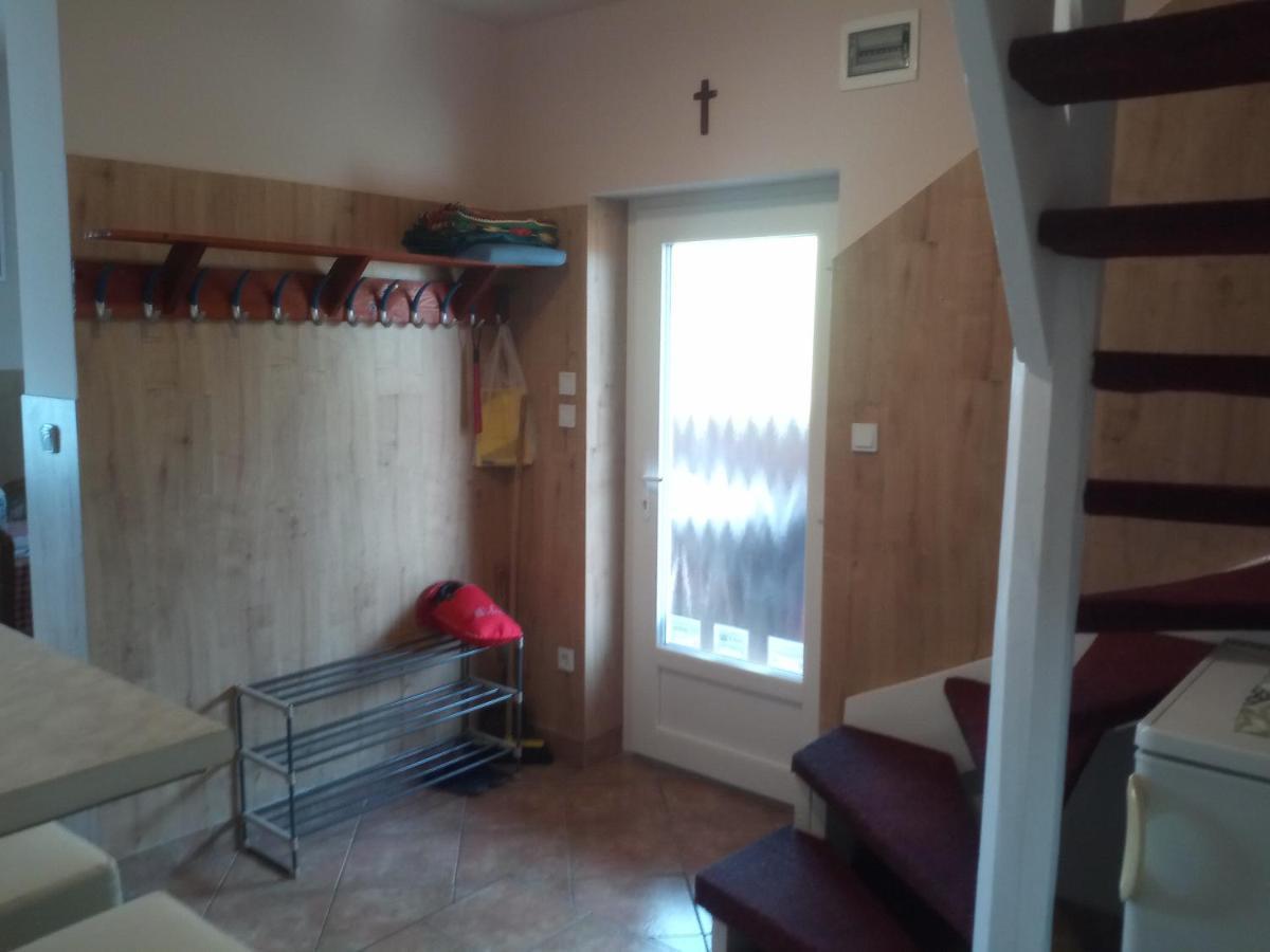 Budai Vám Apartmanház Pécs Esterno foto