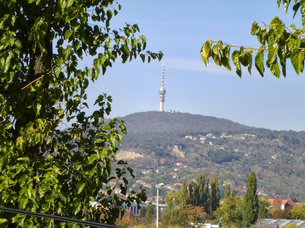Budai Vám Apartmanház Pécs Esterno foto